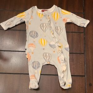 Milkbarn Hot Air Baloon Sleeper